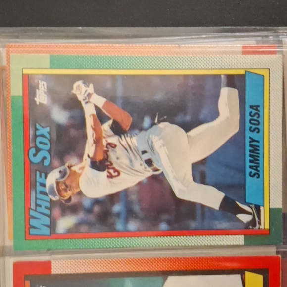 Sammy Sosa error card.. the wrong birthday it's printed on the back - Picture 4 of 4